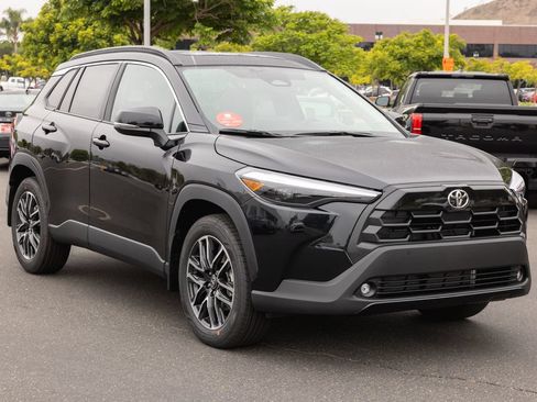 New 2026 Toyota Corolla Cross XLE FWD image 3