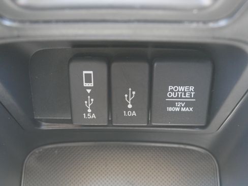 Used 2019 Honda CR-V Touring image 25