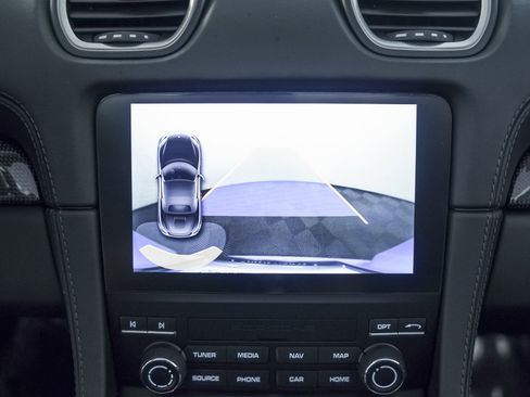 Used 2025 Porsche 718 Boxster image 23