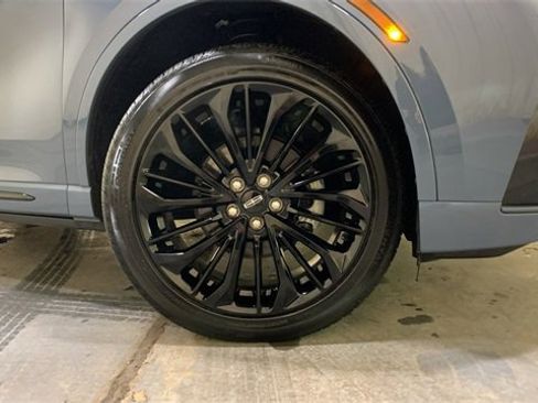 Used 2025 Lincoln Corsair Reserve w/ Equipment Group 202A image 9