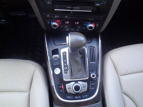 Used 2014 Audi Q5 2.0T Premium Plus AWD/4WD image 10