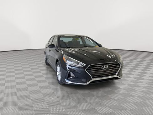 Used 2018 Hyundai Sonata SE FWD image 3