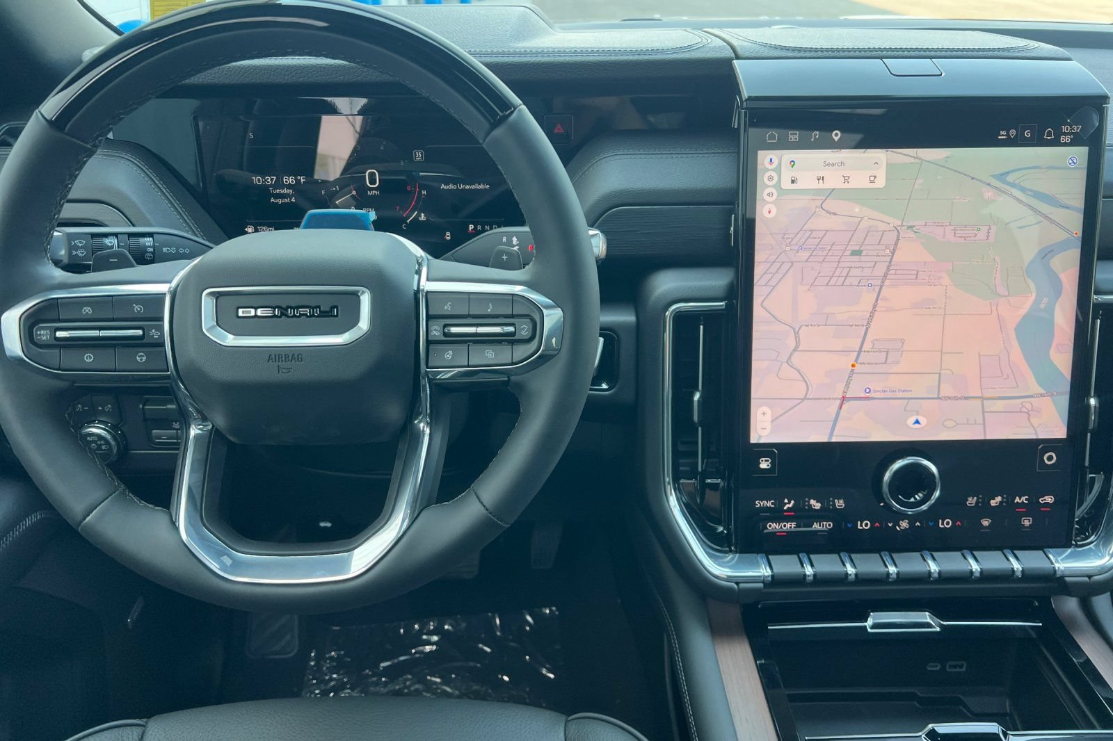 New 2026 GMC Yukon XL Denali w/ Denali Reserve Package AWD/4WD image 11