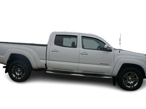 Used 2015 Toyota Tacoma 4x4 Double Cab image 7