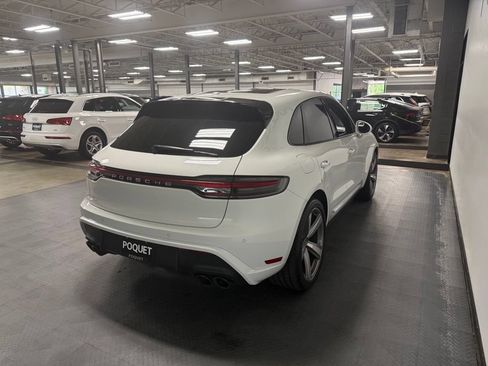 Used 2024 Porsche Macan AWD/4WD image 4