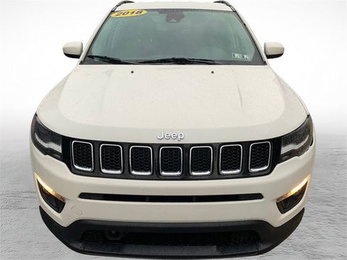 Used 2018 Jeep Compass Latitude w/ Popular Equipment Group AWD/4WD image 7