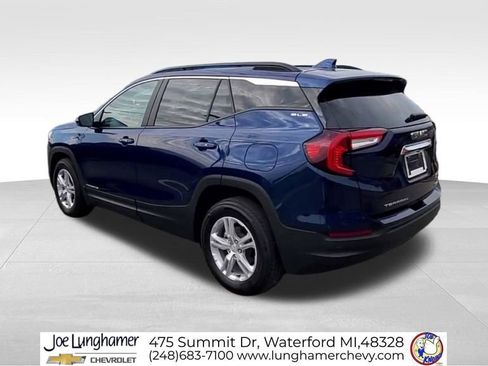 Certified 2023 GMC Terrain SLE w/ Driver Convenience Package image 7