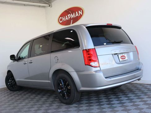 Used 2019 Dodge Grand Caravan GT FWD image 4