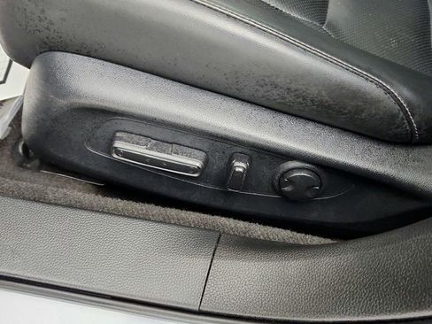 Used 2023 Honda Accord Touring image 12