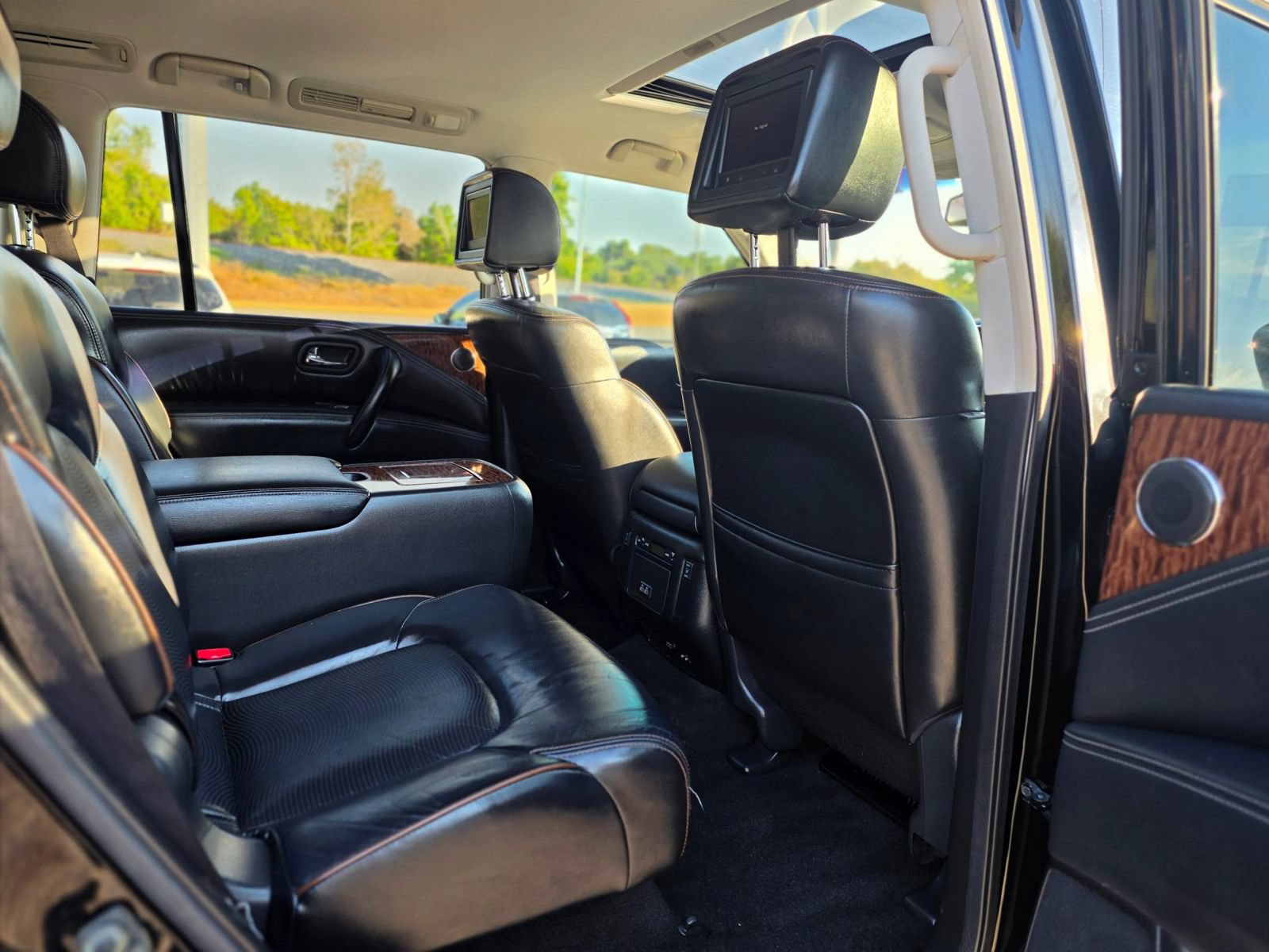 Used 2017 Nissan Armada Platinum w/ Captain Seat Package RWD image 16