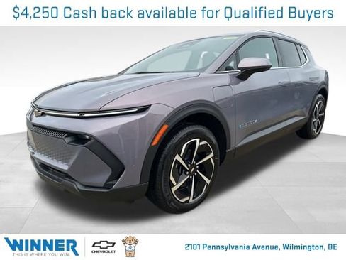 New 2026 Chevrolet Equinox EV LT image 1