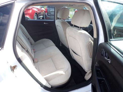 Used 2012 Chevrolet Impala LT FWD image 10