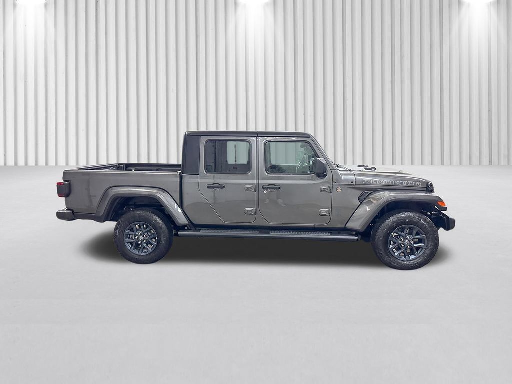 New 2026 Jeep Gladiator Sport AWD/4WD image 3