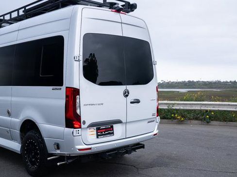 Used 2022 Mercedes-Benz Sprinter 2500 image 14