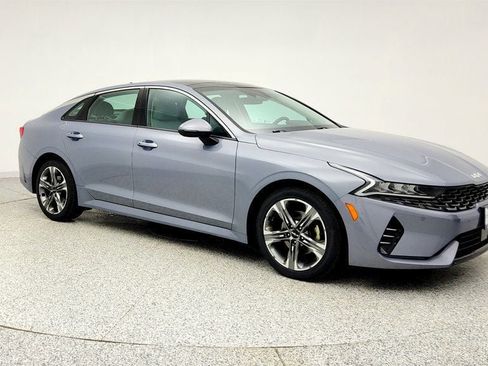 Used 2022 Kia K5 EX w/ EX Premium Package image 3