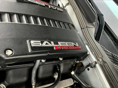 Used 2006 Ford Mustang GT RWD image 37