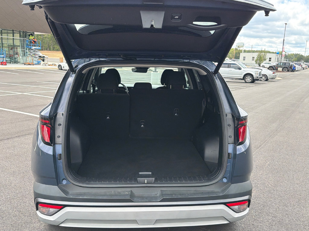 Used 2025 Hyundai Tucson SEL FWD image 18