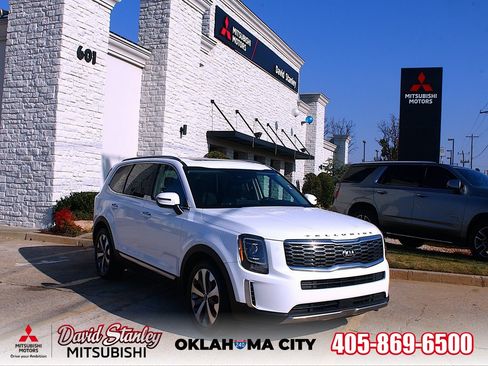 Used 2020 Kia Telluride S w/ S 8 Passenger Seating Package image 1