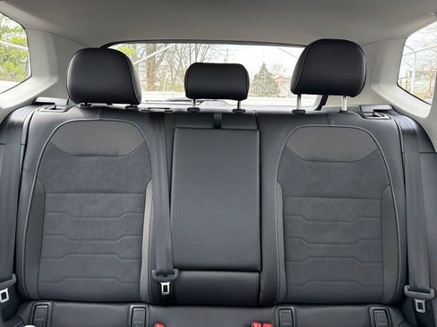 New 2026 Volkswagen Taos SE FWD image 35