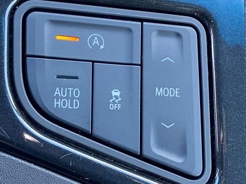 Used 2024 Cadillac CT4 Luxury image 16