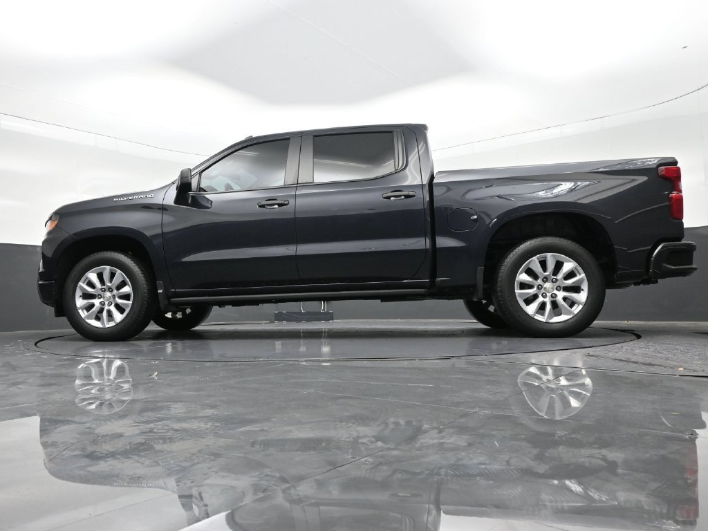 Used 2022 Chevrolet Silverado 1500 Custom RWD image 28