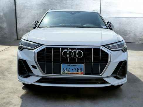 Used 2024 Audi Q3 2.0T Premium image 2