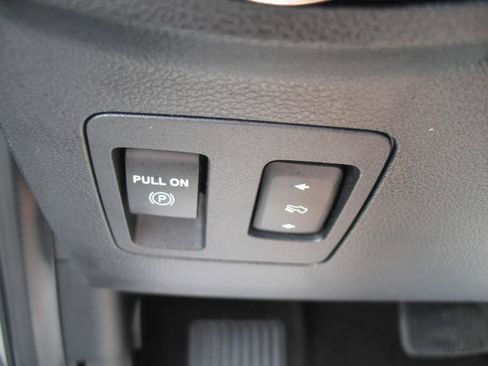 Used 2020 Ford F150 Lariat w/ Equipment Group 502A Luxury AWD/4WD image 42