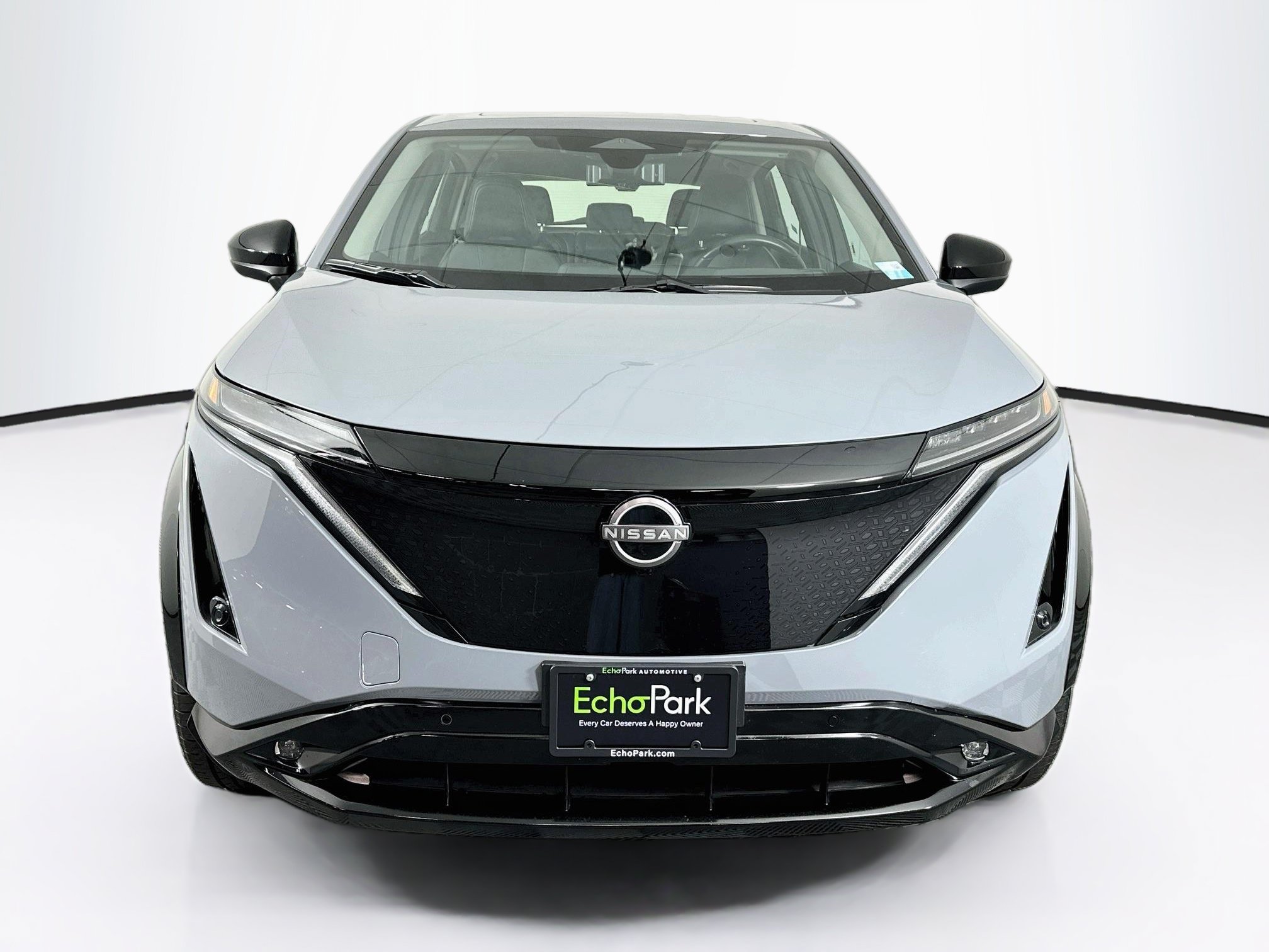 Used 2023 Nissan Ariya FWD image 2