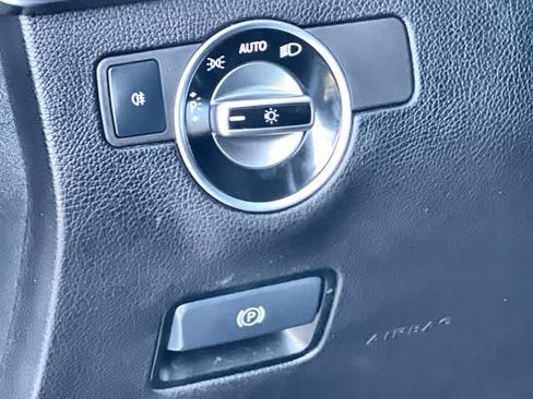 Used 2014 Mercedes-Benz ML 350 2WD image 29