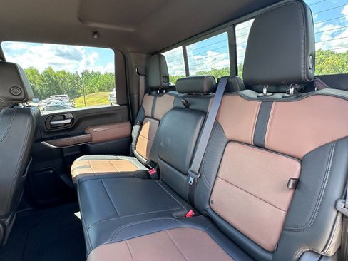 Used 2022 Chevrolet Silverado 3500 High Country AWD/4WD image 15