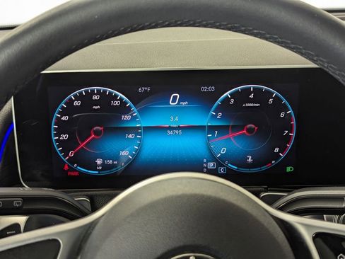 Used 2021 Mercedes-Benz GLB 250 image 41