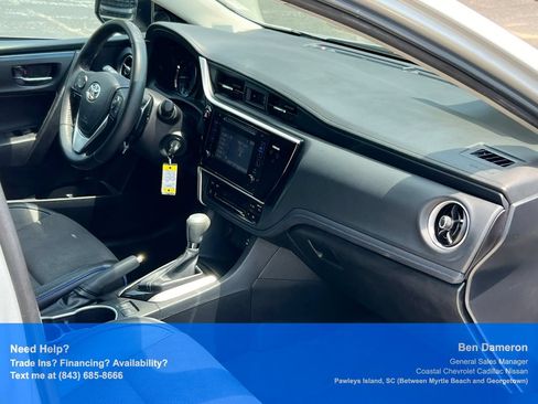 Used 2017 Toyota Corolla SE w/ Carpet Mat Package (TMS) FWD image 22