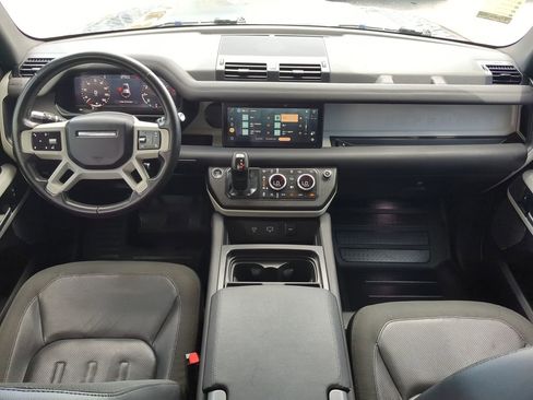 Used 2020 Land Rover Defender 110 First Edition image 15