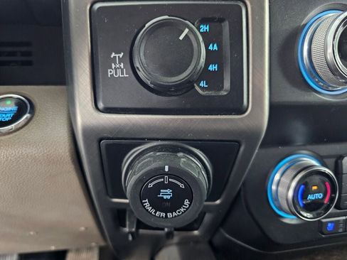 Used 2019 Ford F150 Limited w/ Trailer Tow Package image 30