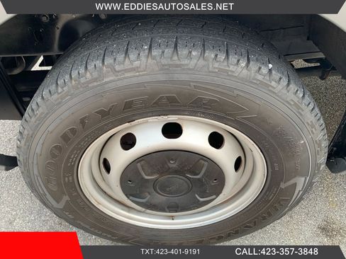 Used 2016 Ford Transit 150 130 Medium Roof image 32