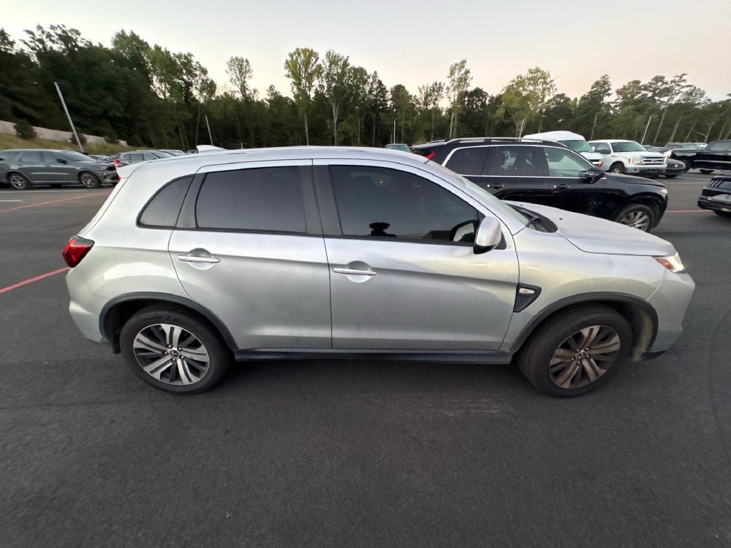 Used 2022 Mitsubishi Outlander Sport ES FWD image 5