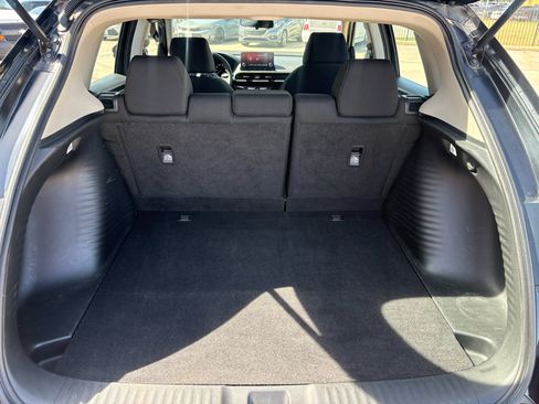 Certified 2023 Honda HR-V LX image 24
