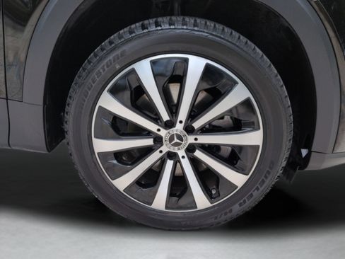 Used 2022 Mercedes-Benz GLB 250 4MATIC image 13