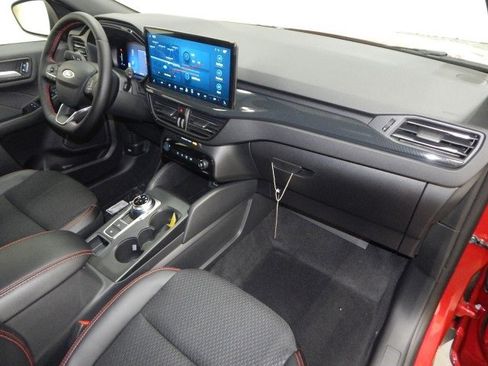 New 2026 Ford Escape ST-Line w/ Tech Pack #1 image 18