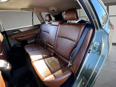 Used 2017 Subaru Outback 3.6R Touring image 26