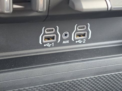 New 2026 RAM 1500 Big Horn AWD/4WD image 9