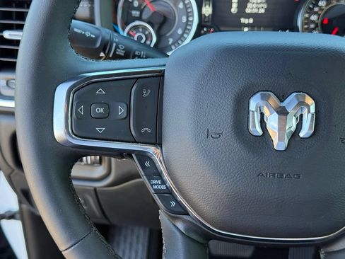 Used 2025 RAM 1500 Laramie w/ Sport Appearance Package AWD/4WD image 16