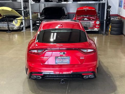 Used 2019 Kia Stinger GT1 AWD/4WD image 6