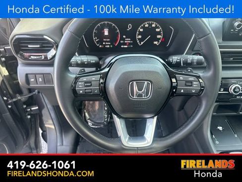 Certified 2025 Honda Pilot Touring image 17