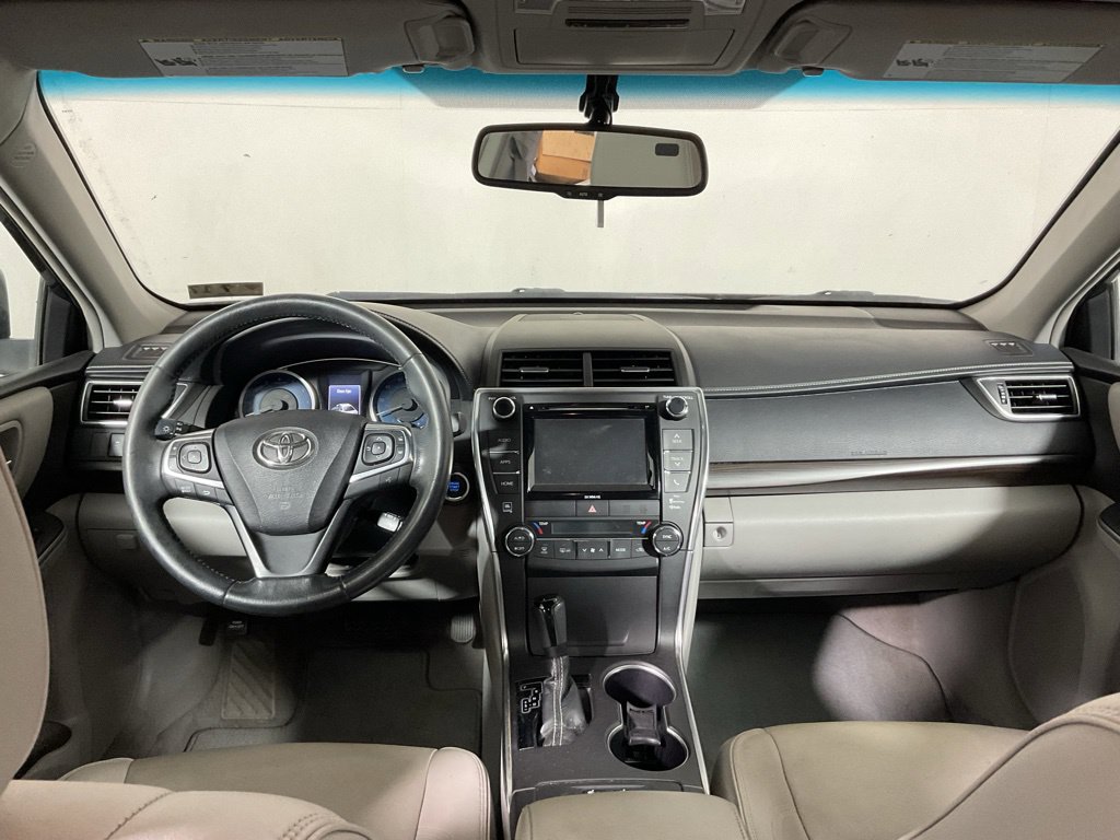 Used 2017 Toyota Camry XLE w/ Convenience Package FWD image 21