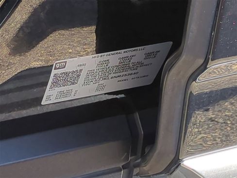 Certified 2022 GMC Yukon XL Denali image 32