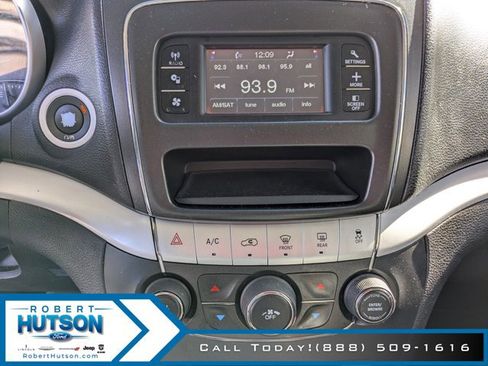 Used 2020 Dodge Journey SE w/ SE Popular Equipment Group image 21