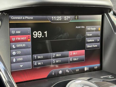 Used 2014 Ford Escape Titanium w/ Equipment Group 401A AWD/4WD image 17