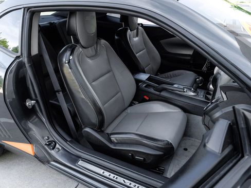 Used 2013 Chevrolet Camaro SS RWD image 37