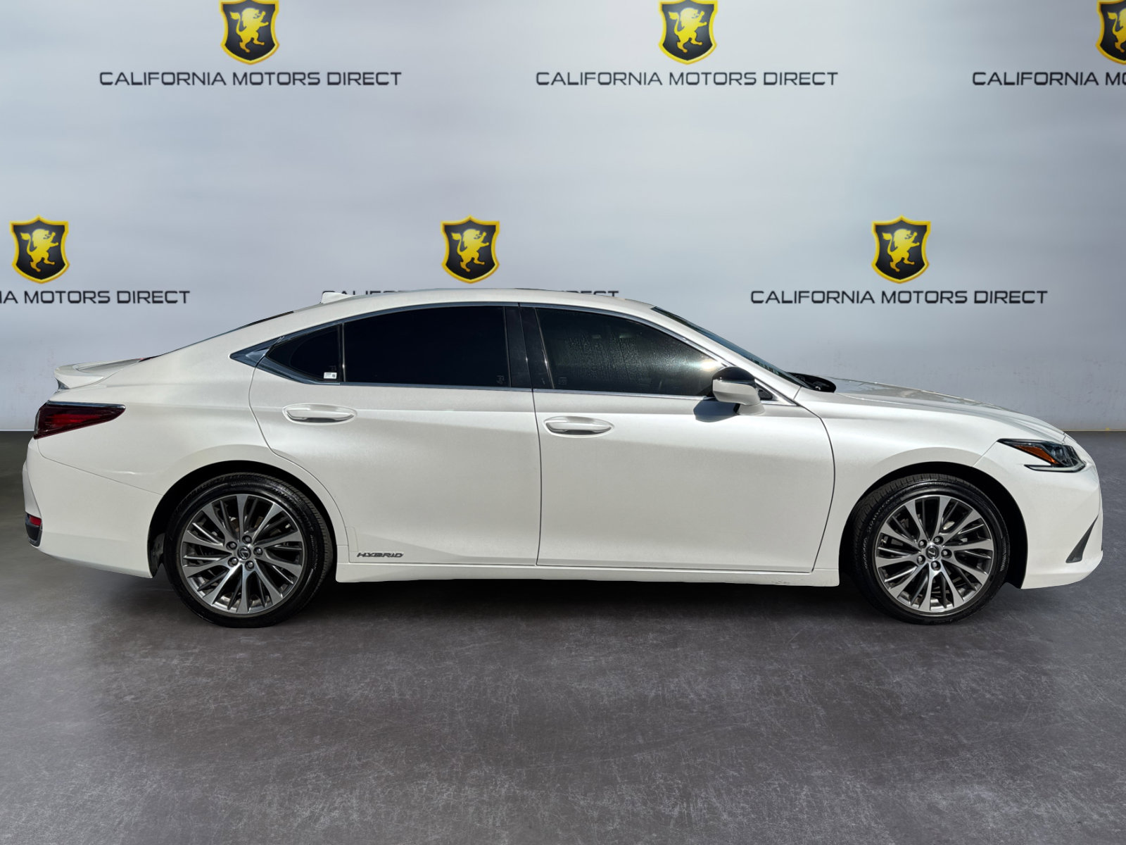 Used 2019 Lexus ES 300h w/ Premium Package FWD image 6